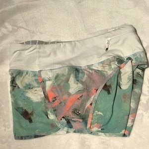 Lululemon Athletica Shorts in Women